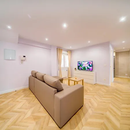 San Lazaro A 5 Min Pabellon Principe Felipe Con Opcion A Parking Apartment *