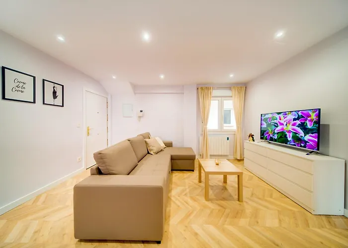 San Lazaro A 5 Min Pabellon Principe Felipe Con Opcion A Parking